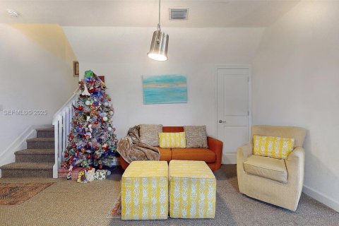 Купить таунхаус в Флорида-Сити, Флорида 4 спальни, 160.72м2, № 1993528 - фото 11