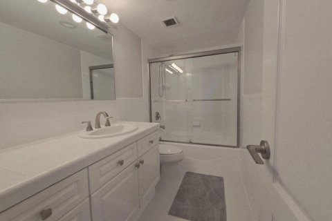 Condo in Fort Lauderdale, Florida, 2 bedrooms № 2083359 - photo 23