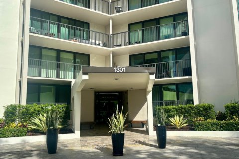 Condo in Fort Lauderdale, Florida, 2 bedrooms № 2083359 - photo 29