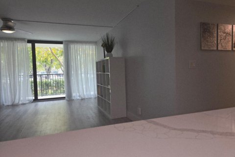 Condo in Fort Lauderdale, Florida, 2 bedrooms № 2083359 - photo 14