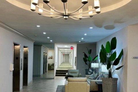 Condo in Fort Lauderdale, Florida, 2 bedrooms № 2083359 - photo 28