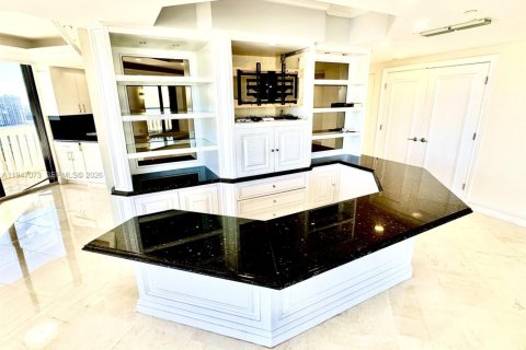 Copropriété à vendre à Aventura, Floride: 3 chambres, 189.52 m2 № 2005898 - photo 11