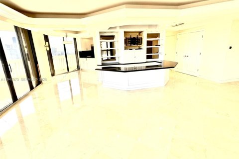 Copropriété à vendre à Aventura, Floride: 3 chambres, 189.52 m2 № 2005898 - photo 9