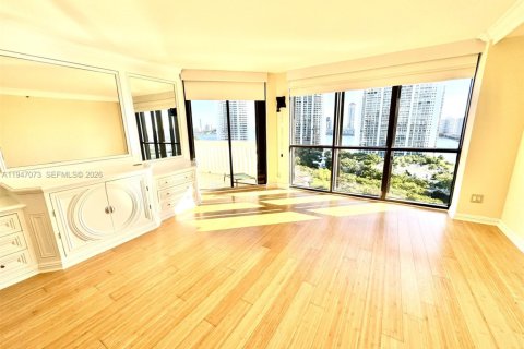 Copropriété à vendre à Aventura, Floride: 3 chambres, 189.52 m2 № 2005898 - photo 27