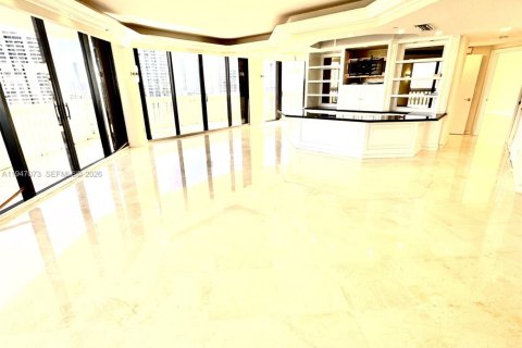 Copropriété à vendre à Aventura, Floride: 3 chambres, 189.52 m2 № 2005898 - photo 8