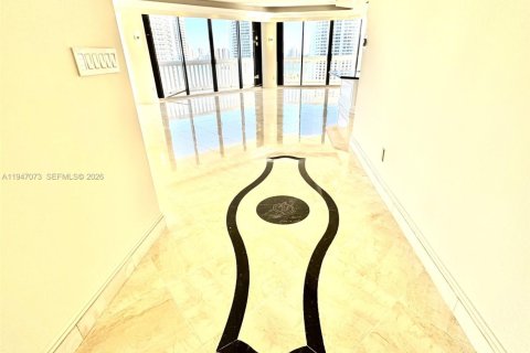 Copropriété à vendre à Aventura, Floride: 3 chambres, 189.52 m2 № 2005898 - photo 5