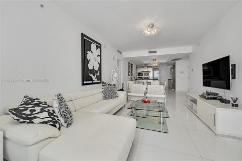 Copropriété à vendre à Sunny Isles Beach, Floride: 2 chambres, 139.26 m2 № 1694995 - photo 23