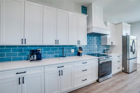 Casa en venta en Bradenton Beach, Florida, 7 dormitorios, 288 m2 № 1255731 - foto 13