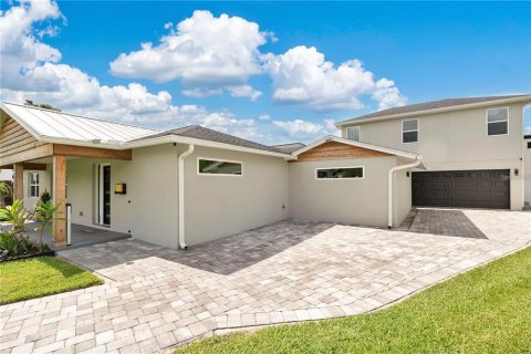 Propiedad comercial en venta en Orlando, Florida, 214.14 m2 № 1876533 - foto 3