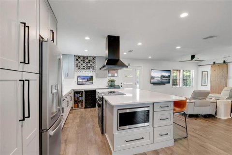 Propiedad comercial en venta en Orlando, Florida, 214.14 m2 № 1876533 - foto 6