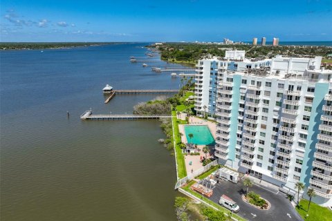 Condo in Daytona Beach, Florida, 1 bedroom  № 2377816 - photo 6