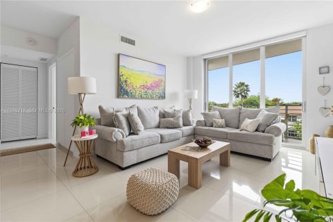 Condominio en venta en Doral, Florida, 2 dormitorios, 99.03 m2 № 2066107 - foto 9
