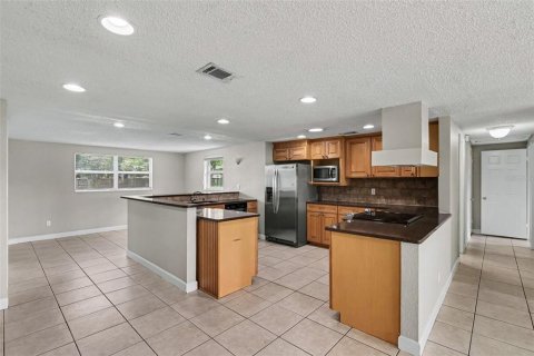 Villa ou maison à vendre à Dover, Floride: 3 chambres, 154.22 m2 № 2388374 - photo 7