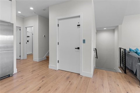 Купить таунхаус в Индиан-Рокс-Бич, Флорида 3 комнаты, 204.38м2, № 2123737 - фото 14