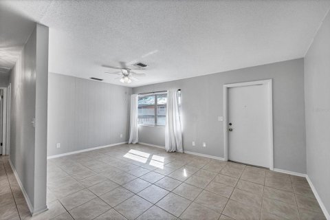 Villa ou maison à louer à Nokomis, Floride: 2 chambres, 102.19 m2 № 2425671 - photo 7