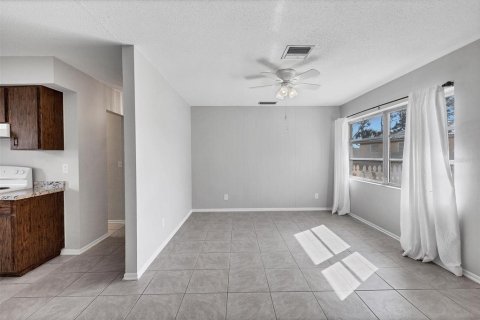 Villa ou maison à louer à Nokomis, Floride: 2 chambres, 102.19 m2 № 2425671 - photo 10