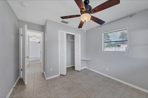 Villa ou maison à louer à Nokomis, Floride: 2 chambres, 102.19 m2 № 2425671 - photo 28