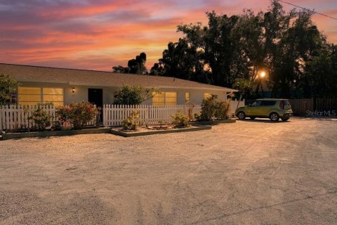 Villa ou maison à Nokomis, Floride 2 chambres, 102.19 m2 № 2425671