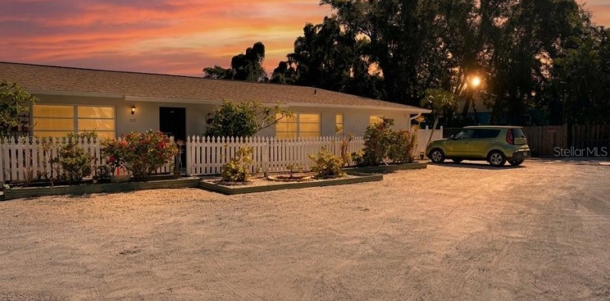 Villa ou maison à Nokomis, Floride 2 chambres, 102.19 m2 № 2425671