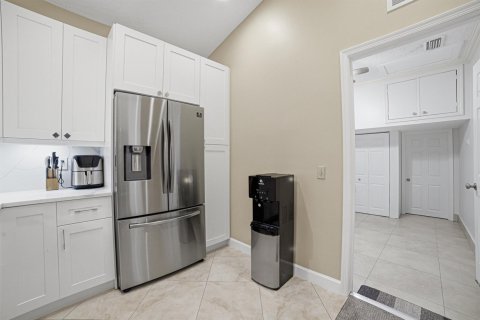 House in Boynton Beach, Florida 2 bedrooms, 140.19 sq.m. № 2176946 - photo 21