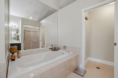 House in Boynton Beach, Florida 2 bedrooms, 140.19 sq.m. № 2176946 - photo 27
