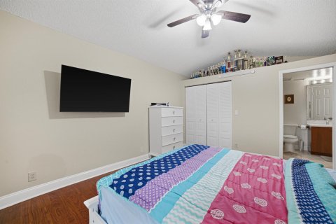 House in Boynton Beach, Florida 2 bedrooms, 140.19 sq.m. № 2176946 - photo 30