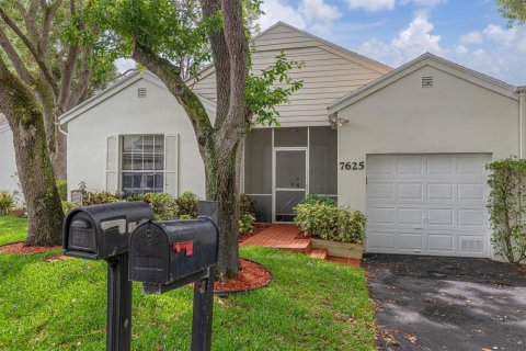 Casa en Boynton Beach, Florida 2 dormitorios, 140.19 m2 № 2176946