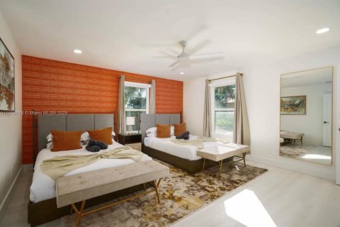 House in St. Lucie, Florida 6 bedrooms, 333.52 sq.m. № 1951484 - photo 29