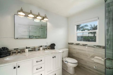 House in St. Lucie, Florida 6 bedrooms, 333.52 sq.m. № 1951484 - photo 26