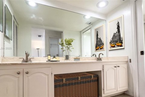 Copropriété à louer à Boca Raton, Floride: 2 chambres, 130.06 m2 № 1878926 - photo 10