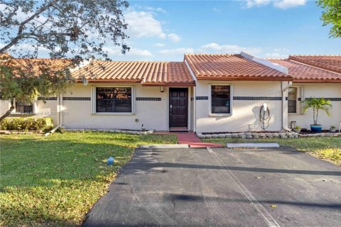 Casa en venta en Cooper City, Florida, 2 dormitorios, 112.04 m2 № 1695446 - foto 1