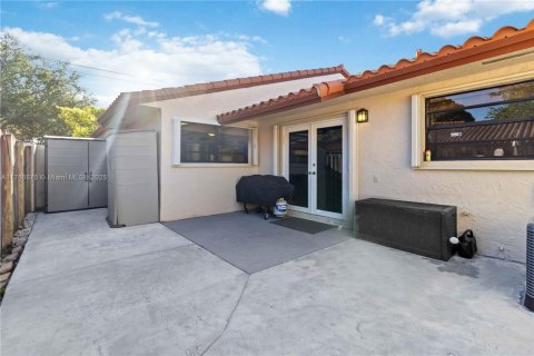 Casa en venta en Cooper City, Florida, 2 dormitorios, 112.04 m2 № 1695446 - foto 26
