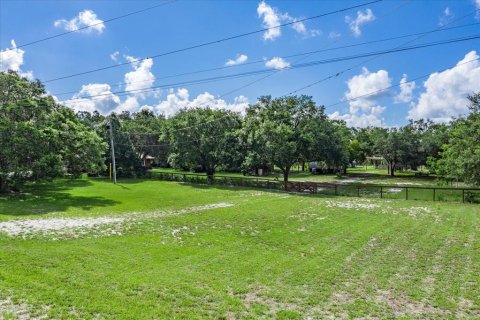 House in Frostproof, Florida 4 bedrooms, 226.5 sq.m. № 1795164 - photo 4