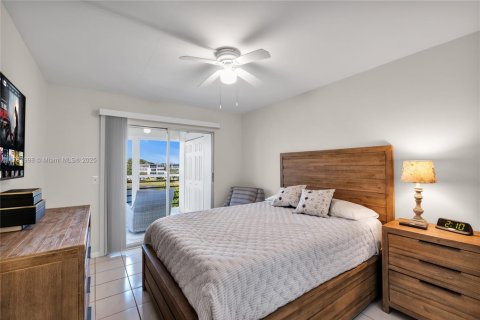 Condominio en venta en Deerfield Beach, Florida, 2 dormitorios, 91.32 m2 № 1981753 - foto 18