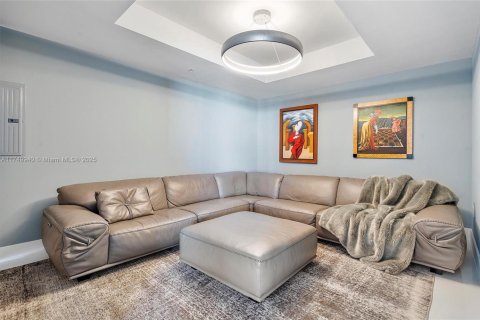 Condominio en venta en North Miami Beach, Florida, 2 dormitorios, 163.14 m2 № 1859833 - foto 13