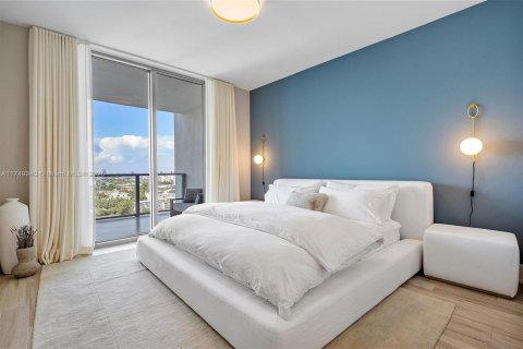 Condominio en venta en North Miami Beach, Florida, 2 dormitorios, 163.14 m2 № 1859833 - foto 10