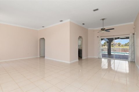 Villa ou maison à vendre à Punta Gorda, Floride: 3 chambres, 246.93 m2 № 2212760 - photo 6