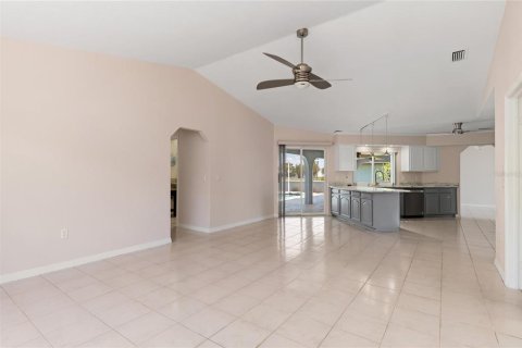 Villa ou maison à vendre à Punta Gorda, Floride: 3 chambres, 246.93 m2 № 2212760 - photo 18