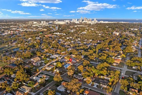 Casa en venta en Saint Petersburg, Florida, 3 dormitorios, 124.3 m2 № 2092430 - foto 19