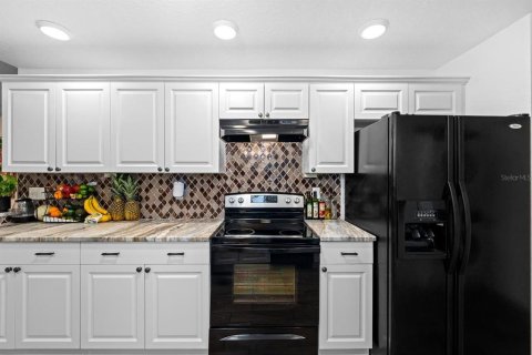 Casa en venta en Saint Petersburg, Florida, 3 dormitorios, 124.3 m2 № 2092430 - foto 4
