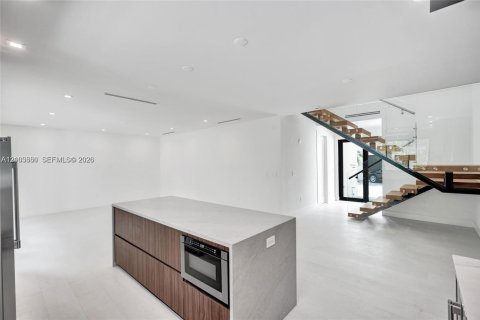 Touwnhouse à vendre à Dania Beach, Floride: 3 chambres, 189.52 m2 № 2418093 - photo 8