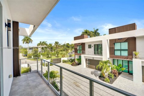 Touwnhouse à vendre à Dania Beach, Floride: 3 chambres, 189.52 m2 № 2418093 - photo 19