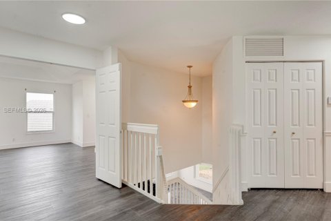 Villa ou maison à louer à Stuart, Floride: 5 chambres, 267.47 m2 № 2060799 - photo 15