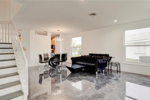 Villa ou maison à louer à Stuart, Floride: 5 chambres, 267.47 m2 № 2060799 - photo 8