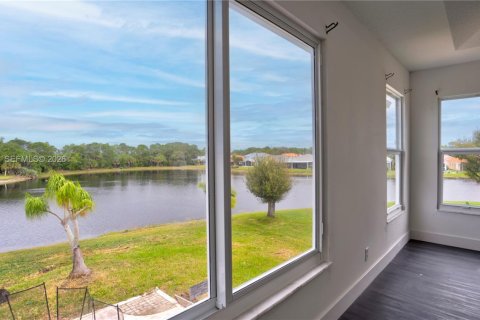 Villa ou maison à louer à Stuart, Floride: 5 chambres, 267.47 m2 № 2060799 - photo 13