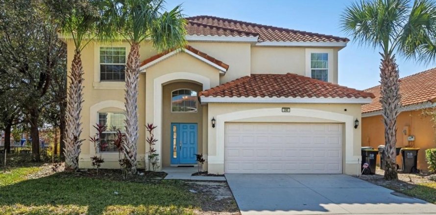 House in Davenport, Florida 6 bedrooms, 263.66 sq.m. № 1567124