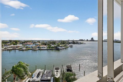 Copropriété à vendre à Clearwater, Floride: 2 chambres, 120.31 m2 № 2130730 - photo 17