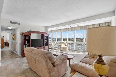 Copropriété à vendre à Clearwater, Floride: 2 chambres, 120.31 m2 № 2130730 - photo 5