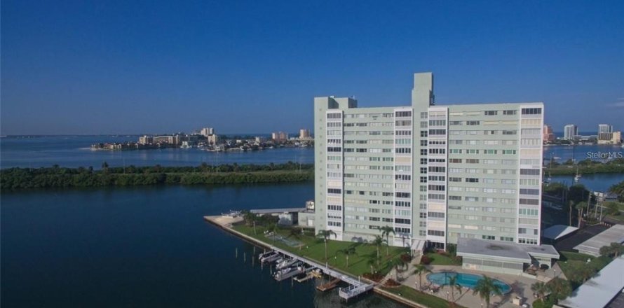 Condo à Clearwater, Floride, 2 chambres  № 2130730