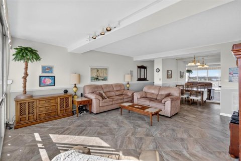 Copropriété à vendre à Clearwater, Floride: 2 chambres, 120.31 m2 № 2130730 - photo 7